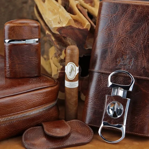 V-Cutter - All options in leather and wood