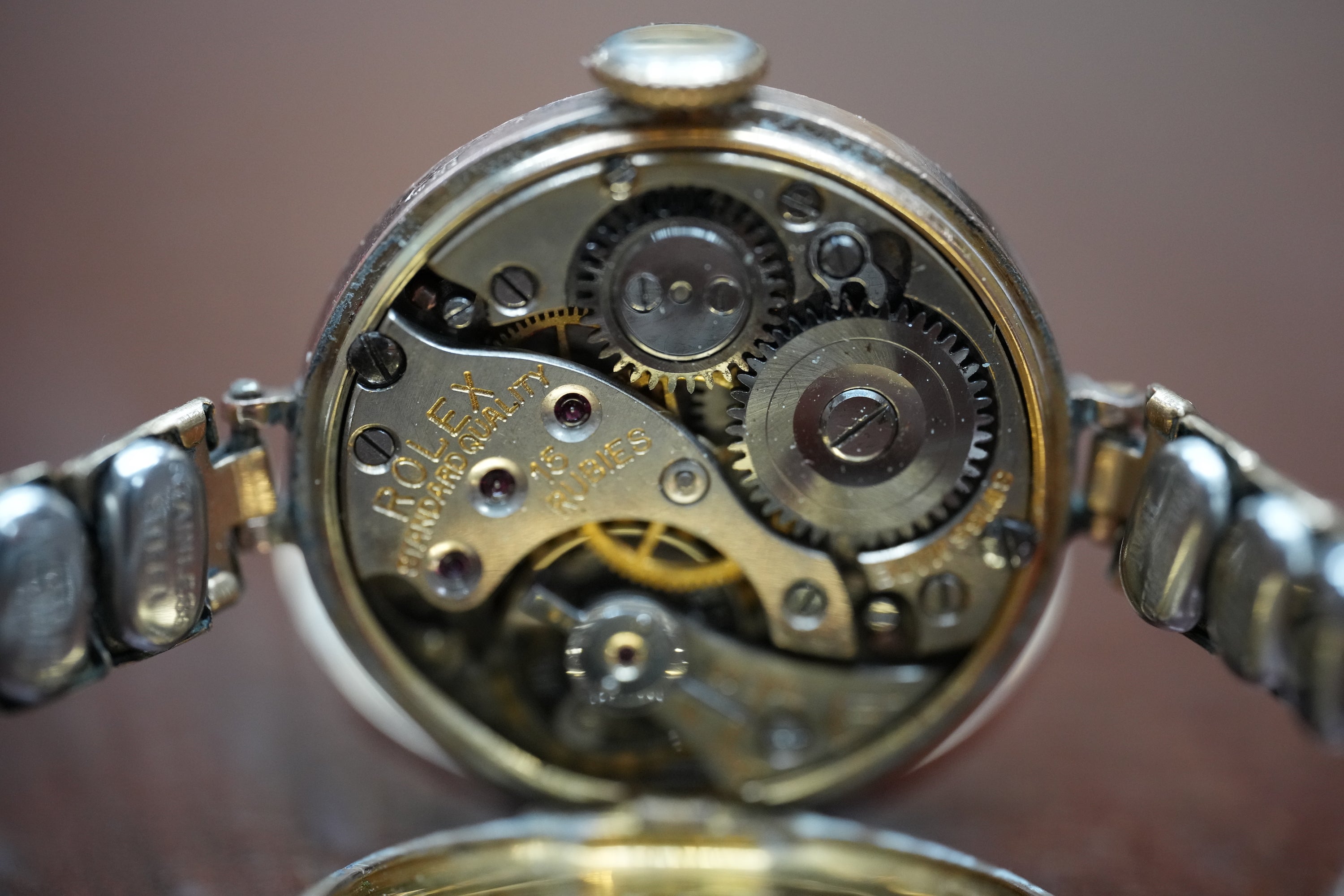 9k gold Rolex 1910-1920 ladies watch
