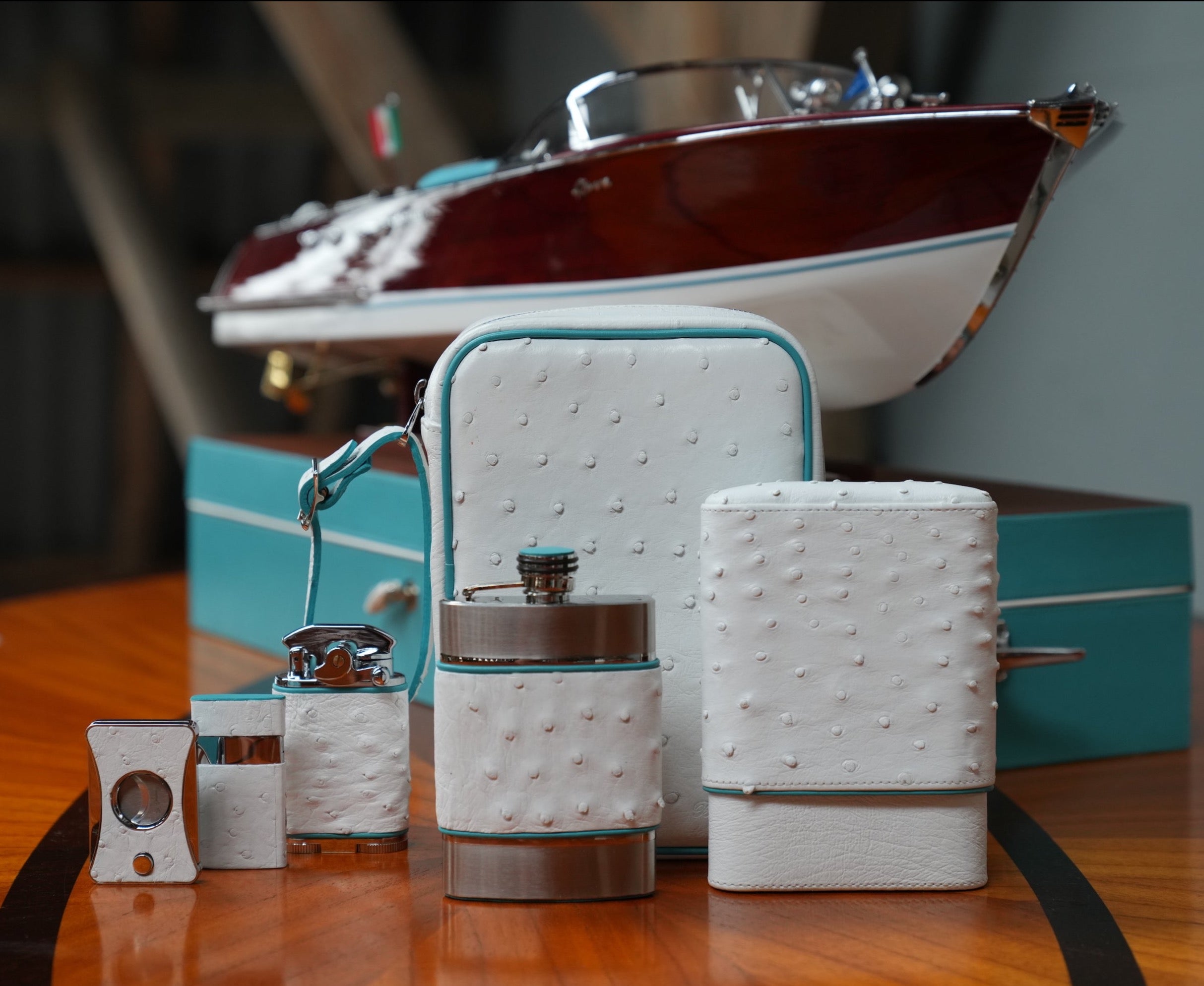 Havana Traveler - Ostrich White and Turquoise Leather