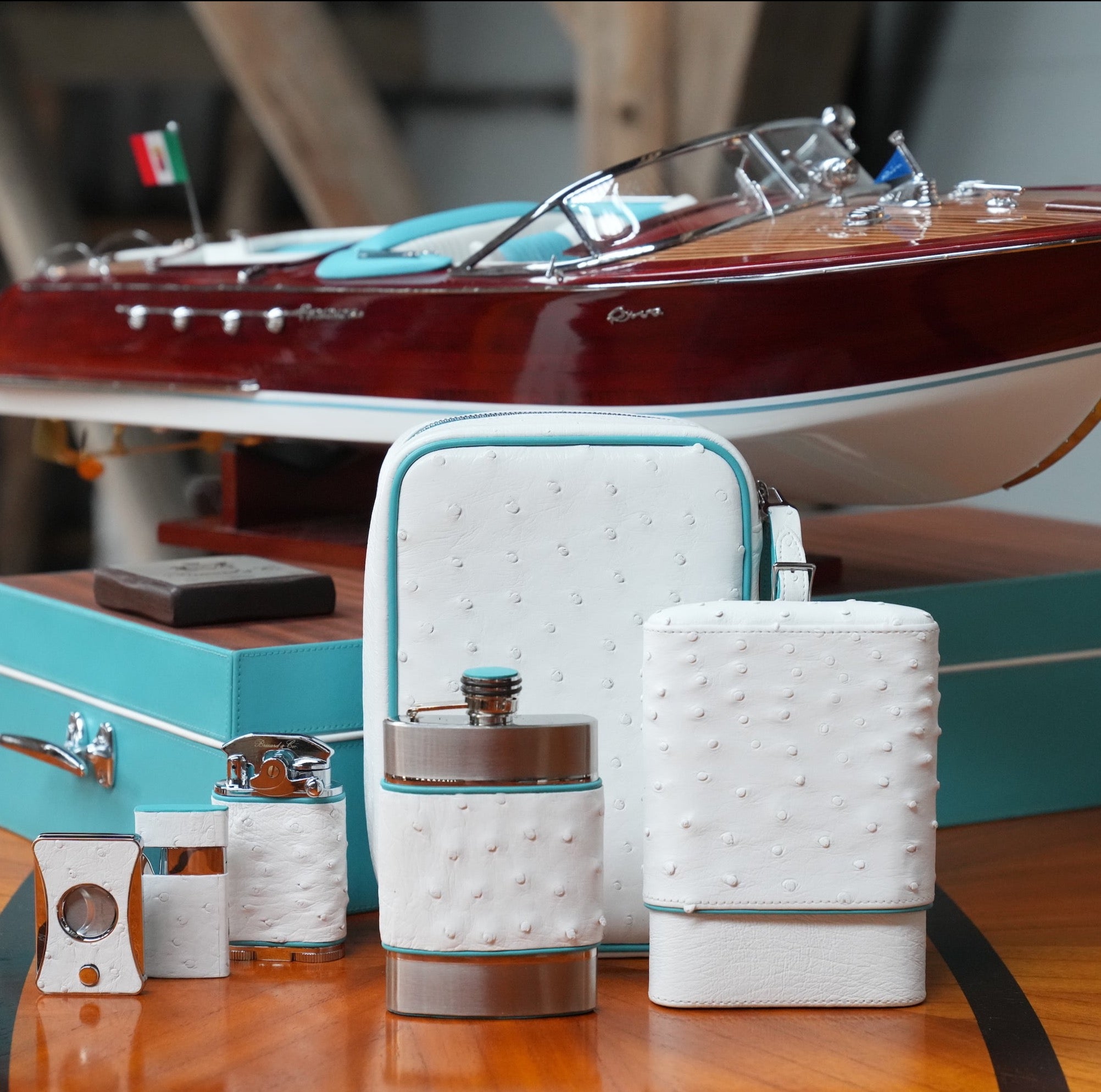 Havana Traveler - Ostrich White and Turquoise Leather