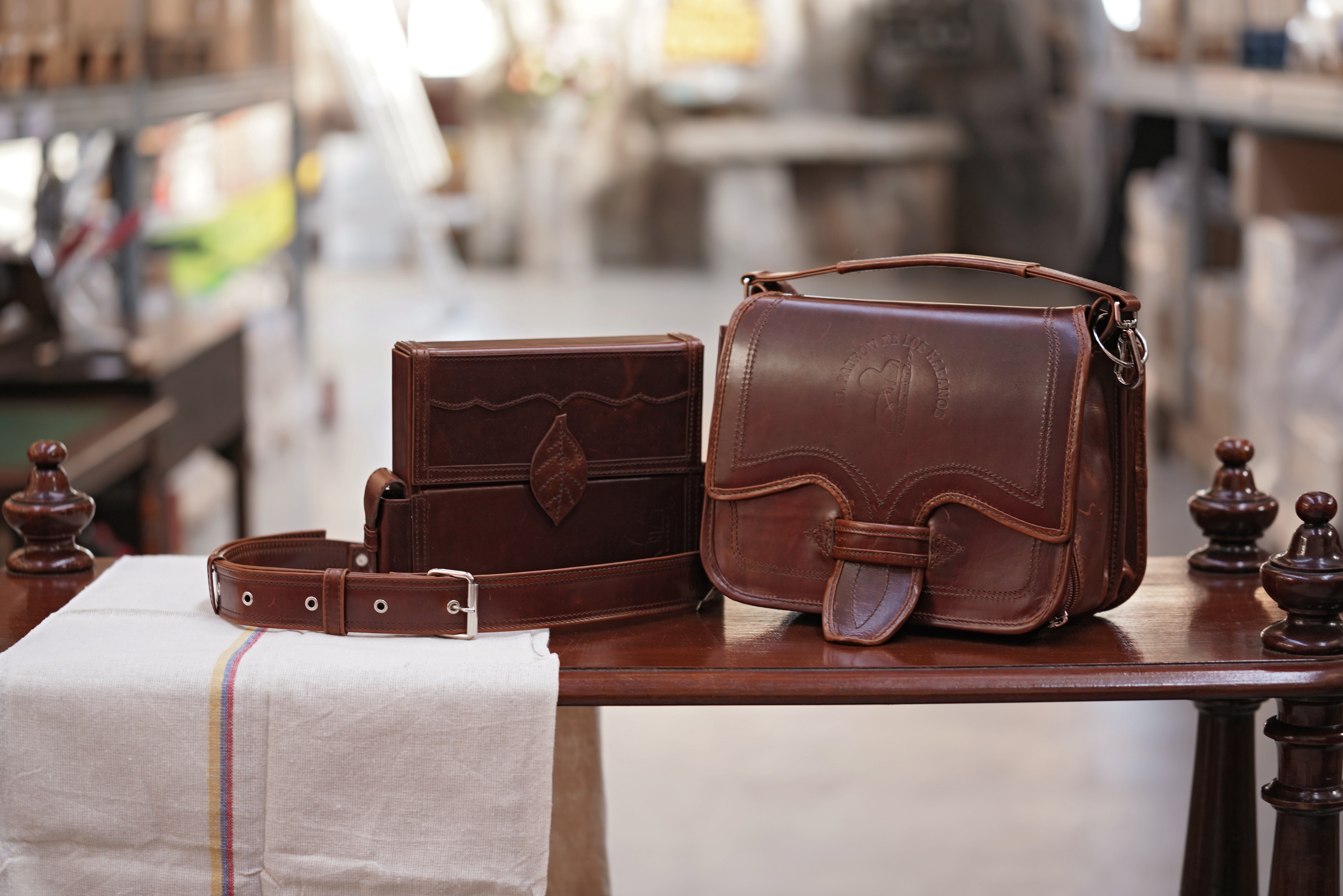 Handmade Travel Cigarriel Saddle brown