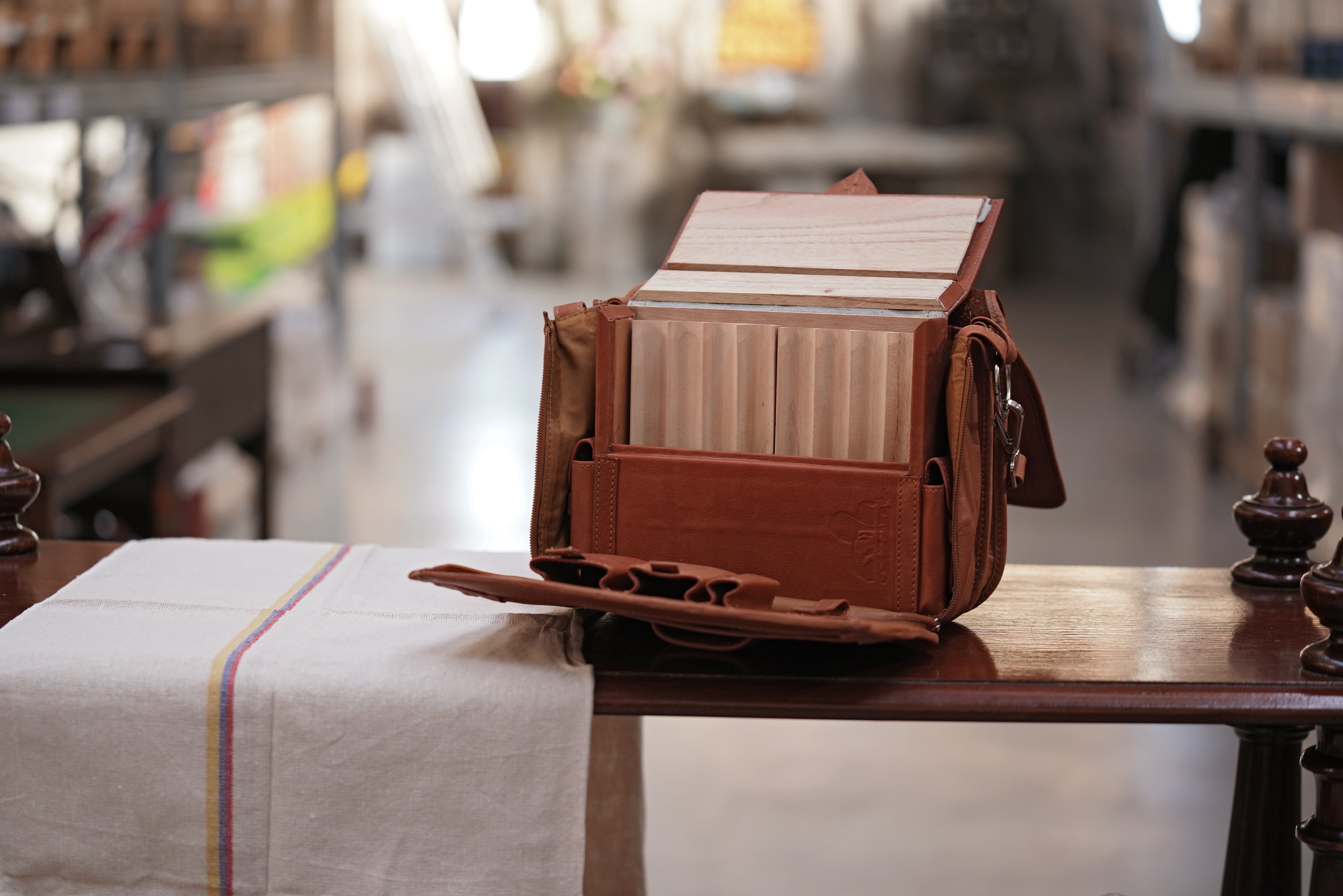 Handmade Travel Cigarriel Camel Brown