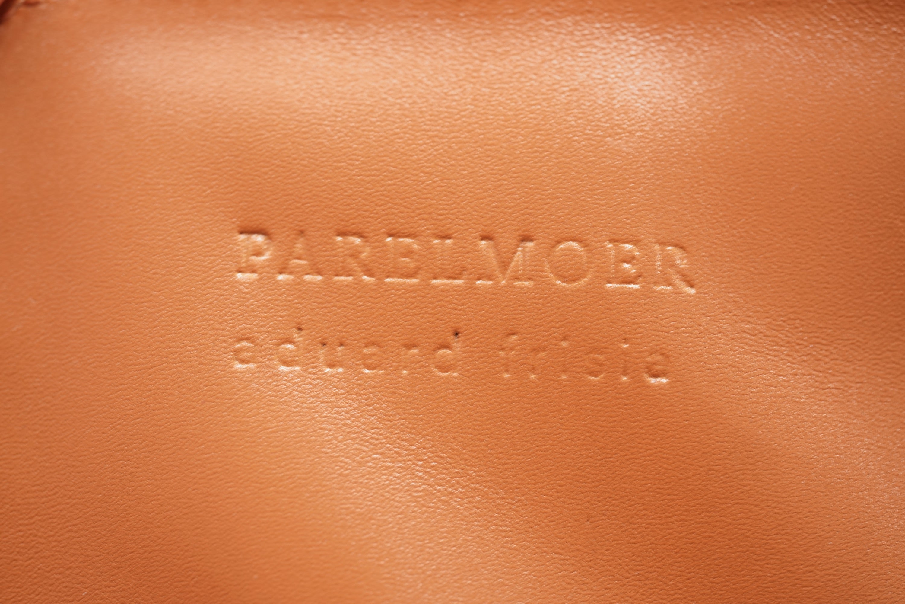 camel A4+ BUSINESS CASE IN OSTRICH LEATHER