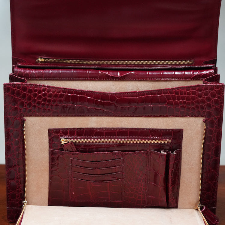 Large burgundy business case in crocodile leather