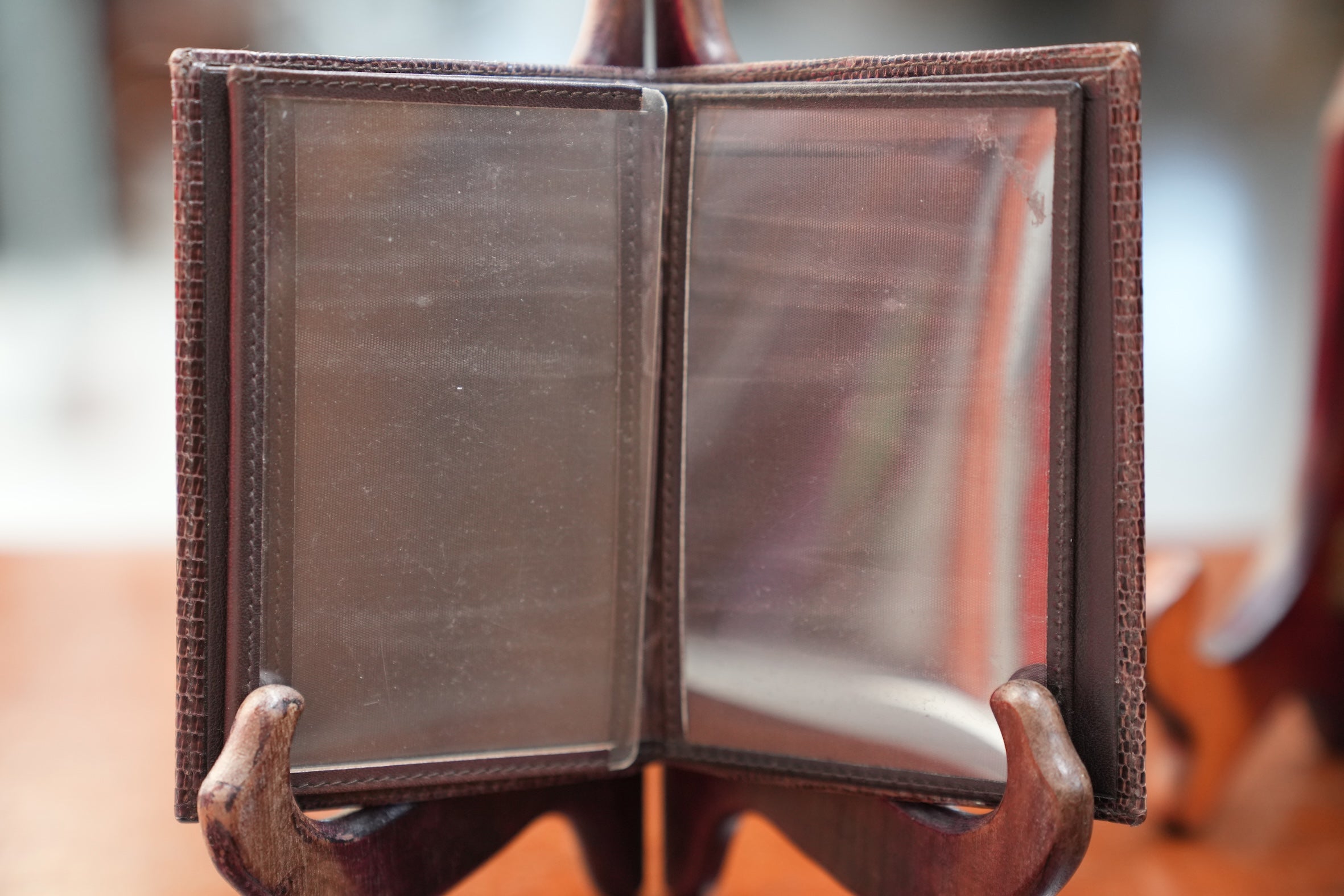 brown lizard wallet