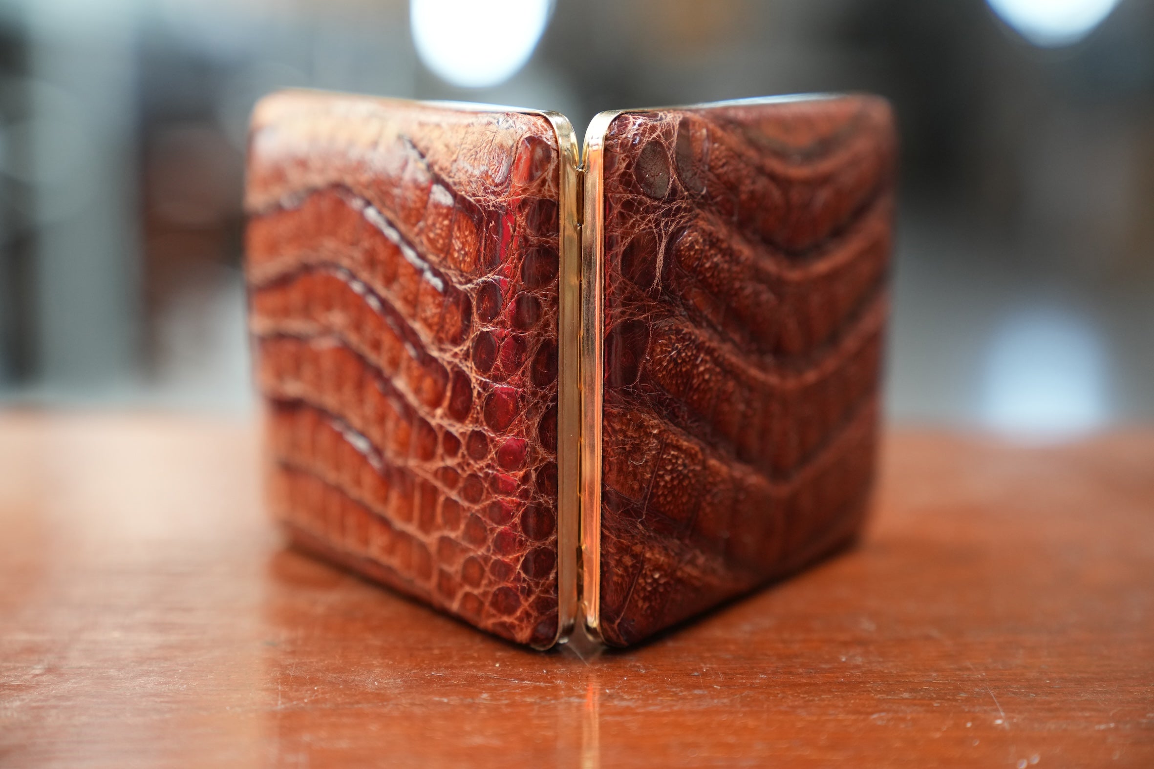 Camel crocodile cigaret case