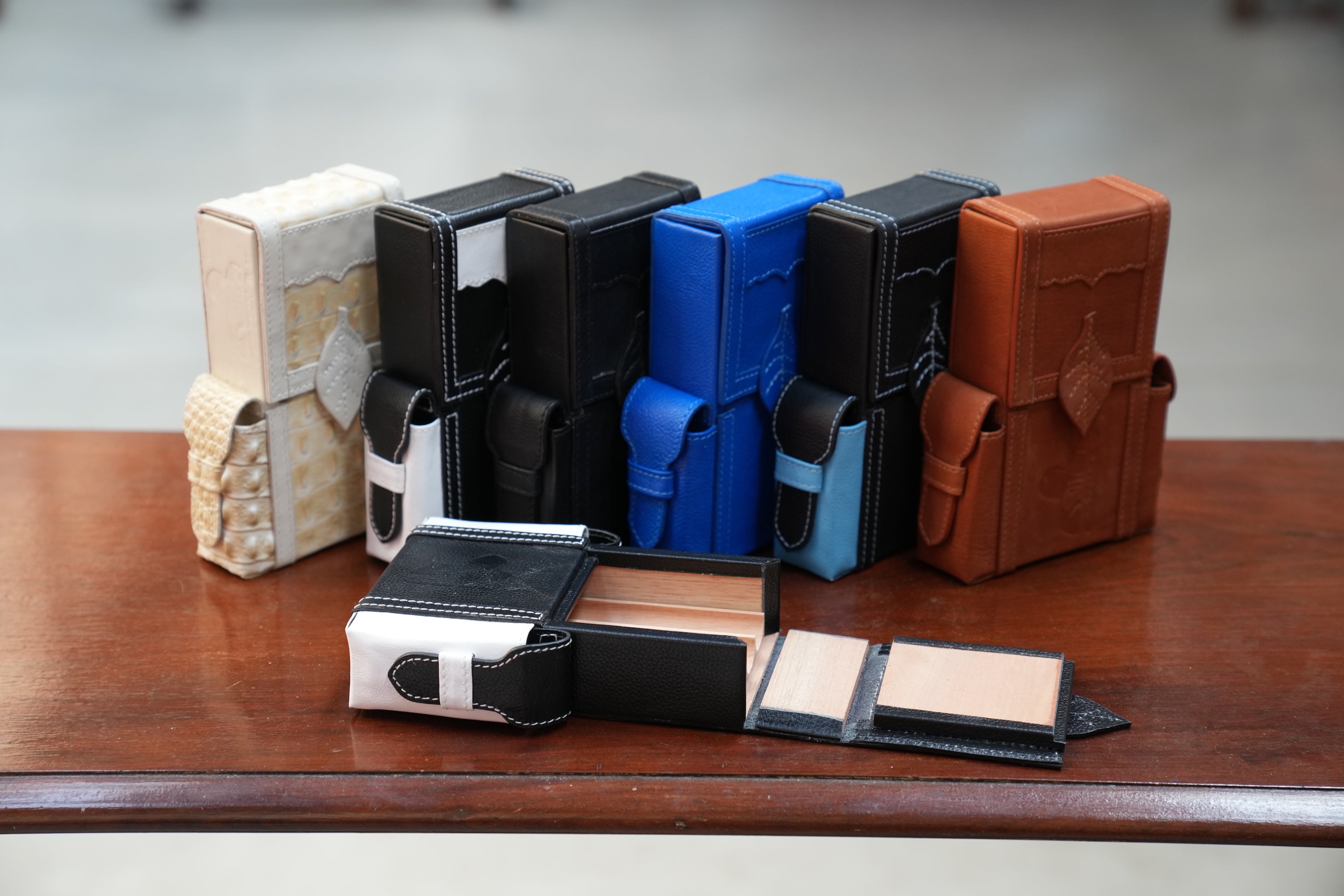 2 and 3 cigar case for the Cigarriel