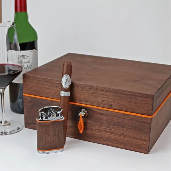 Walnoot humidor met oranje leer 60/70 sigaren