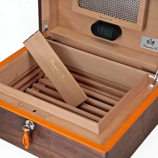Walnoot humidor met oranje leer 60/70 sigaren