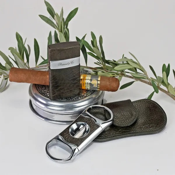 V-Cutter - All options in leather and wood