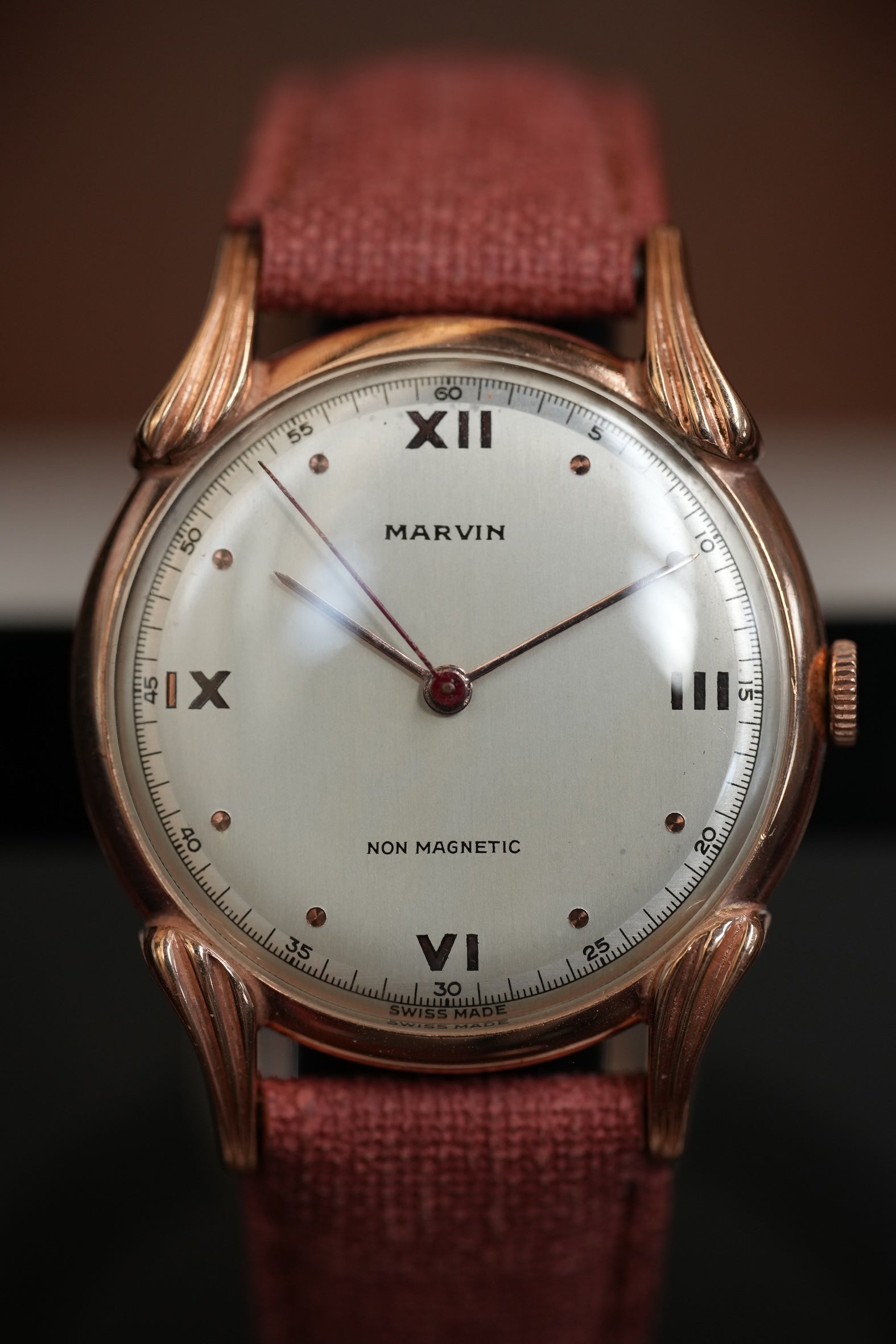 ±1950 Marvin rosegold plated watch