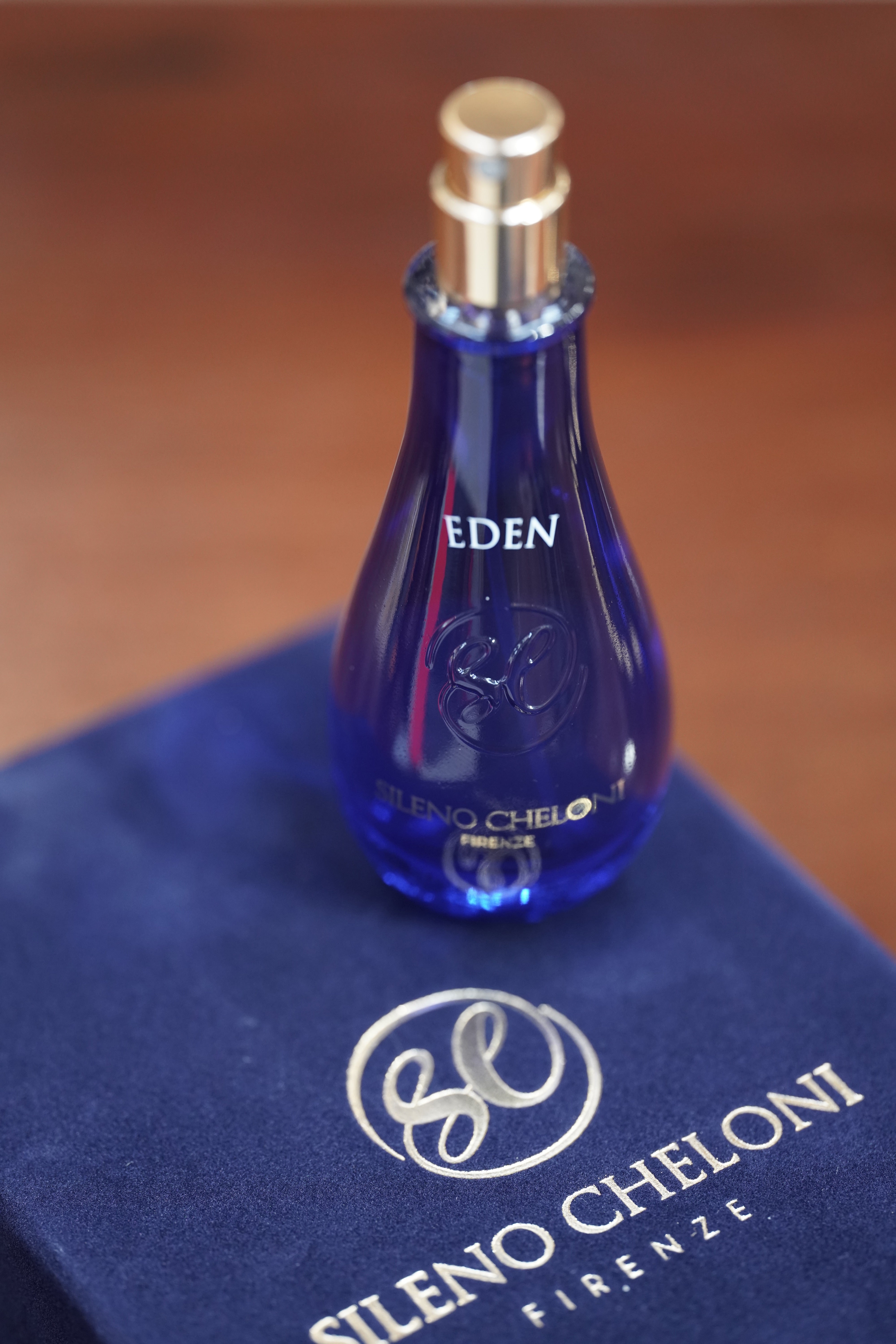 Parfume 'Eden' - Parelmoer