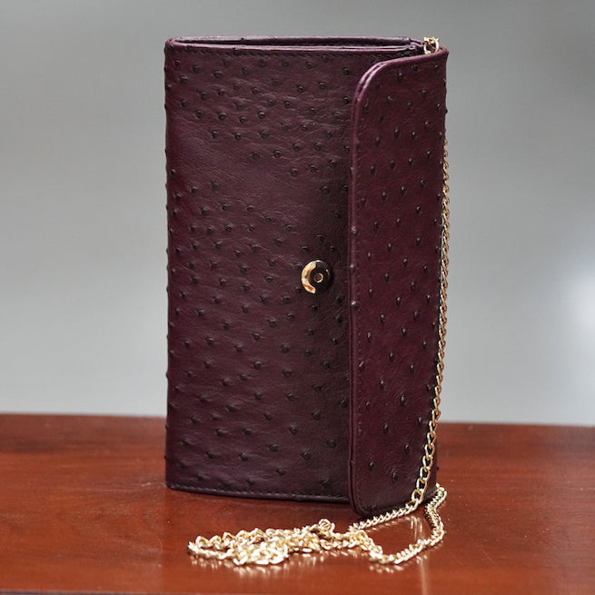 Burgundy handbag in ostrich leather