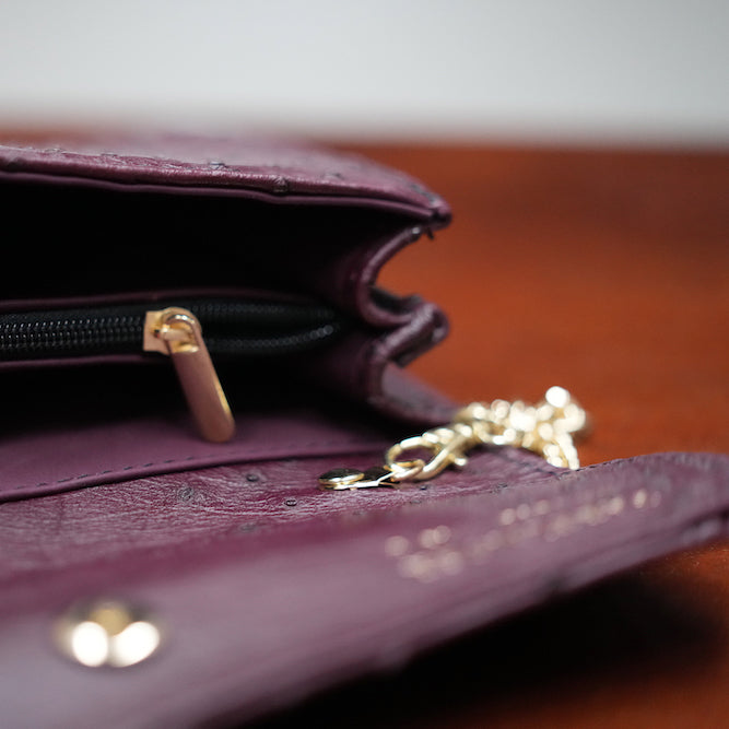 Burgundy handbag in ostrich leather