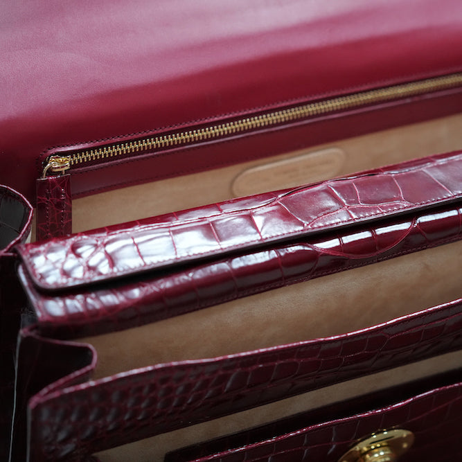 Large burgundy business case in crocodile leather